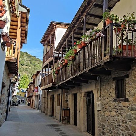 Morgon House Molinaseca Exterior foto