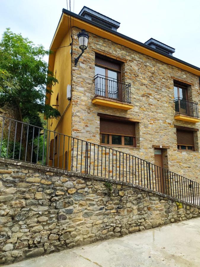Morgon House Molinaseca Exterior foto